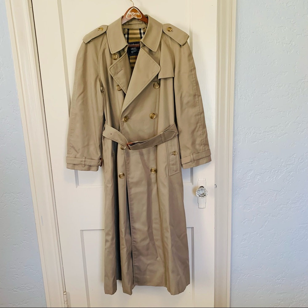 Burberrys vintage ladies trench coat